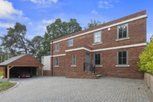Tekels Park, Camberley