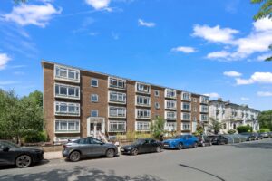 BUCKLAND CRESCENT LONDON NW3 5DU